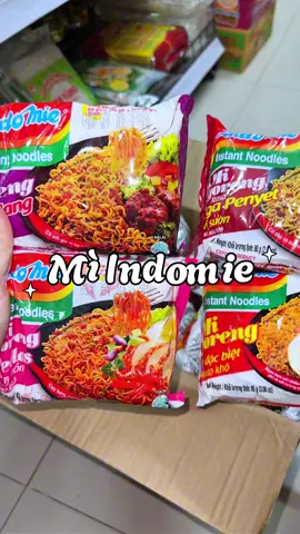 Mì Indomie hot hit đây các bác ơii. Bác nào mở tiệm bán mì trộn, mua mì này về làm cho khách thì đúng bài lun he 😉 #miindomie #anvat #mixao #fyp #viral 