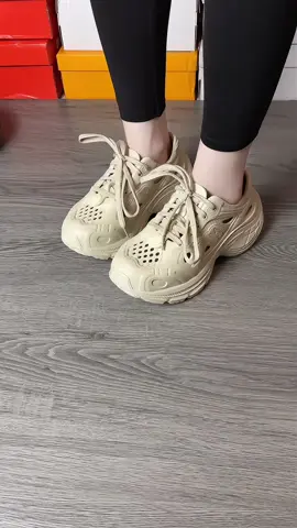 giày thể thao nữ đi siêuu nhện #giaythethao #giaynu #depxinh #depxinhmoingay 