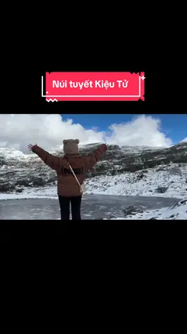 Các bạn đã sẵn sàng cho mùa tuyết sắp tới chưaaaaa!!! ☃️❄️ #linlingtravel #dulichtrungquoc #CheckinTrungQuoc #nuituyetkieutu #conminh #hodientri #xuhuong #tuyet #Vlog #hakhau 