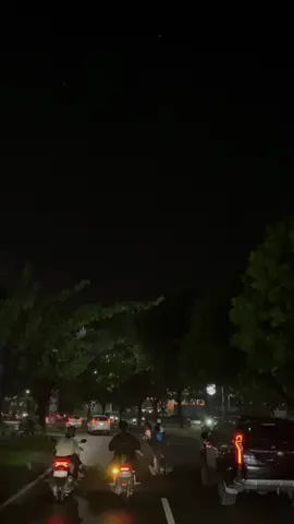 #foryourpage#liriklaguviral#sadvibes#foryoupage  