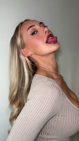 Like sugar on my 👅 