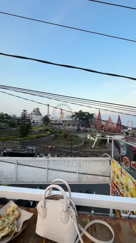 mam soto with view alun alun bandungan 🫶🏻#bandungansemarang #fyp #bandungan24jam 