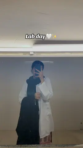Lab day=fun day 😭🫶🏻👀#labwork🧪#microbiology#biochem#university 