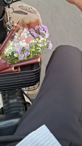 🥺🥰 #astreagrandindonesia #astrea #foryoupage #buketbunga #flowers 