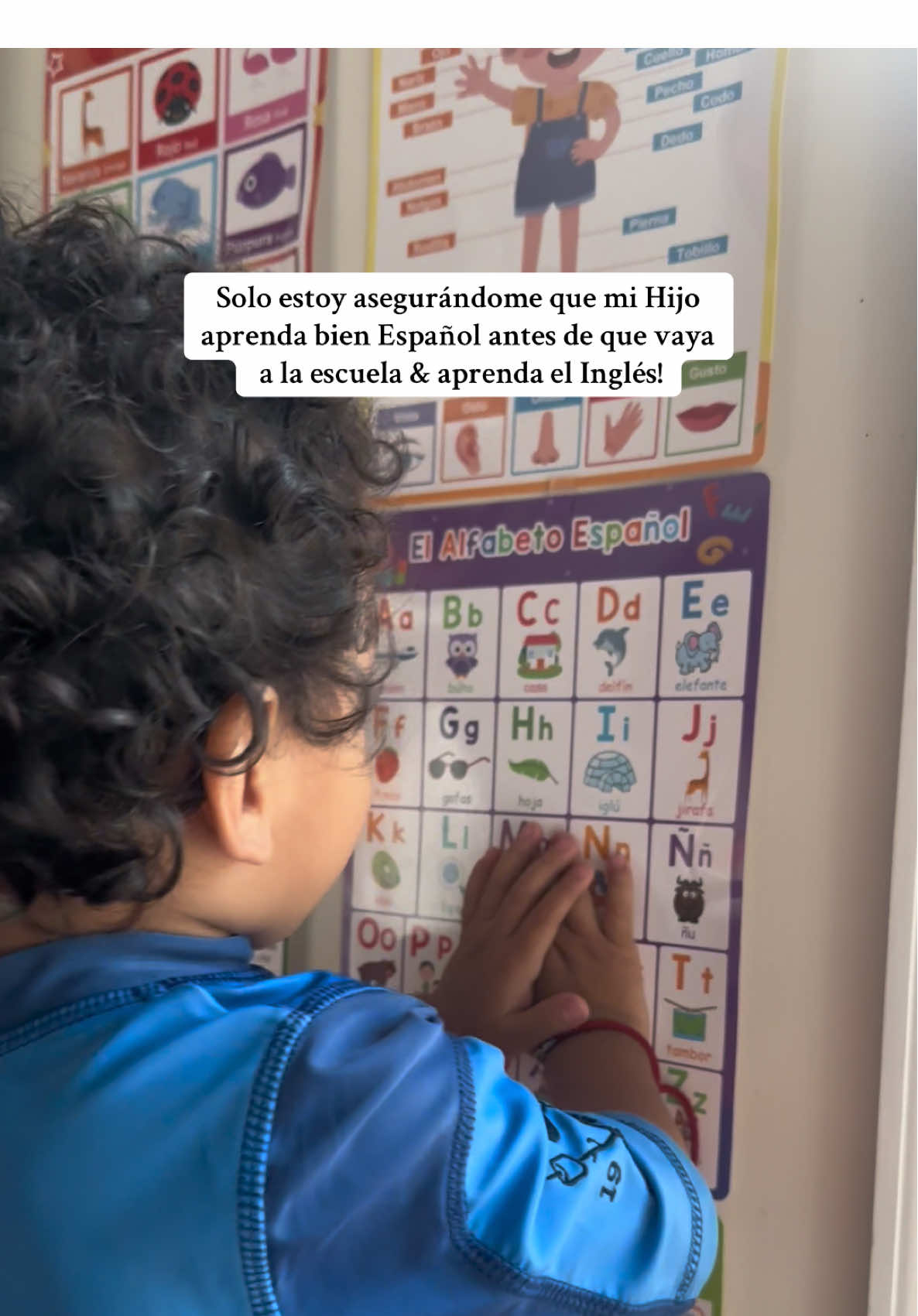 Le encanta aprender cada día📚 todos los postres de aprendizaje en español los encontré aquí 👆🏻… #aprendiendoespanol #learning #momdutties #kids 