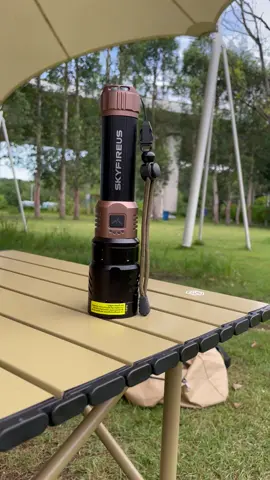 Everyone loves the gift flashlight #flashlight #giftideas #tiktokshop #foryou #camping 