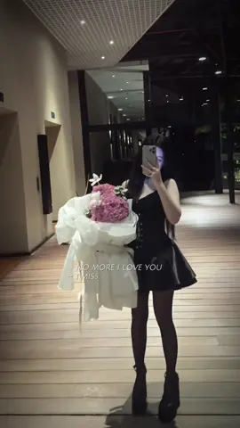 #CapCut Em yêu hoa 🌷 #fypシ゚viral 