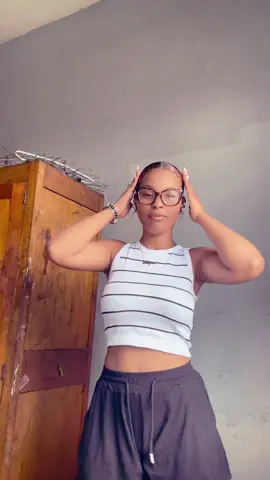 M pat janm konn danse😂😂m fe Sam kapab men li manman😂@sysy_x3 