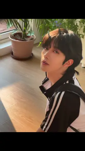 Thương bạn nhỏ của mình nhiều lắm,mong điều tốt đẹp luôn đến và ở bên A Tinh của mình thật lâu🙏🏻 #黄星Eliot #huangxing #eliothuang 