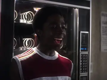 lucas is quite literally head over heels || #strangerthings #lumax #xybzca #fyp #edit  