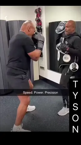 Power and precision 🥊🔥 #miketyson #unitedstates #tysonfights #boxing #miketysonboxing 