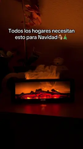Oficialmente mi decoración favorita de Navidad 🎄🎁  #humidificador #aromaterapia #navidad #difusor  Es un humidificador / difusor de aromas con diseño de chimenea.