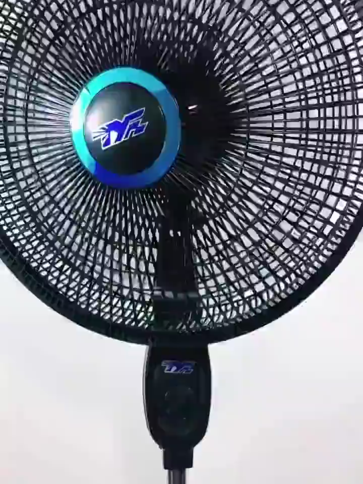 É tão quente lá fora que a minha sombra está procurando um lugar com  VENTILADOR 😱🥵 ATÉ QUE FIM ACHEI  Ventilador de Coluna 103cm-130cm ajuste de altura livremente, ventilador de pé 110v/220v ❌ De R$ 386,00 🔥 Por R$ 179,80 👉 Compre aqui: https://s.shopee.com.br/7fQiNyw37e ⚠️ O preço e disponibilidade do produto podem variar, pois as promoções são por tempo limitado.