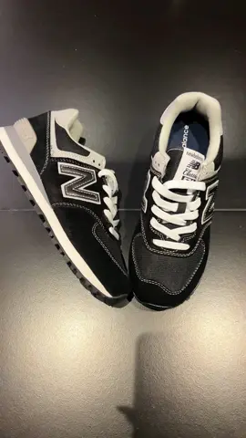 #newbalance574 #cool #shoes #Love #sneakers #OOTD  #fashion #ootdstyle #buynow      #tiktokmademebuyit #tiktokshop  #BlackFriday #tiktokshopcreatorpicks #fallfreshness 