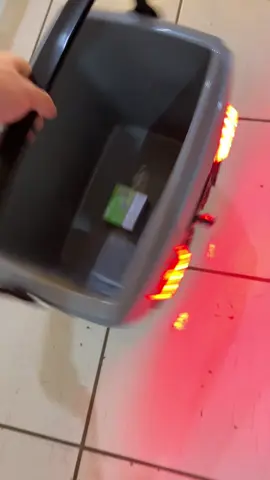 Caixa térmica com som e leds #caixatermicacomsom #fyp #jbl #brasil #caixadesom 