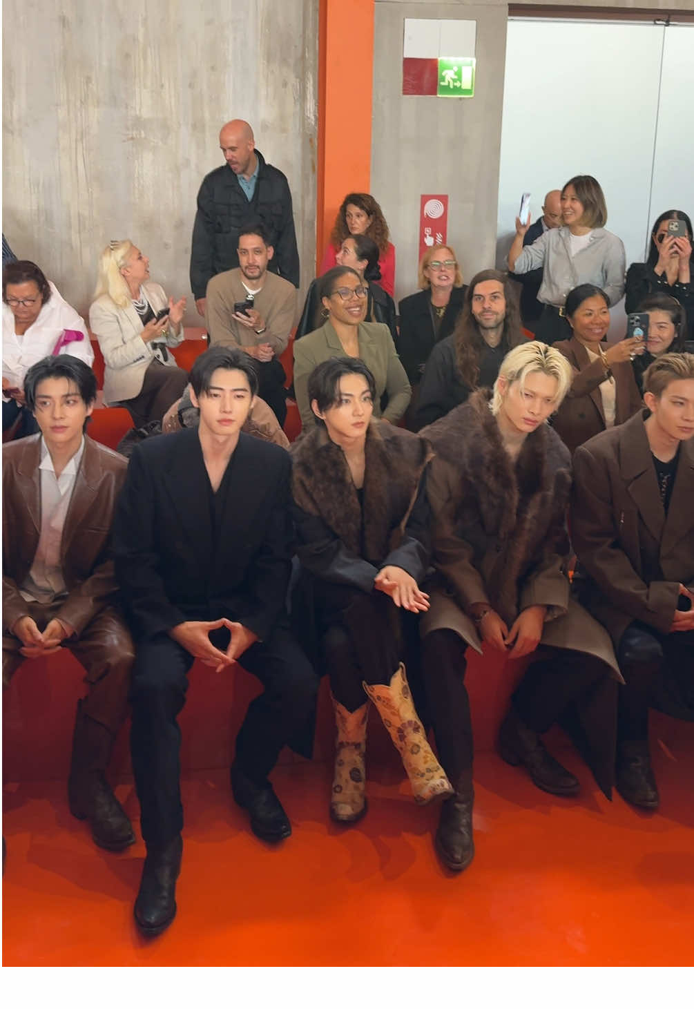 #enhypen #prada #mfw #TikTokFashion #fashiontiktok @Prada 