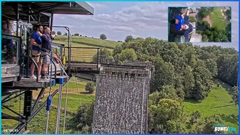 Scared but i want some more #dive #jump #pourtoi 