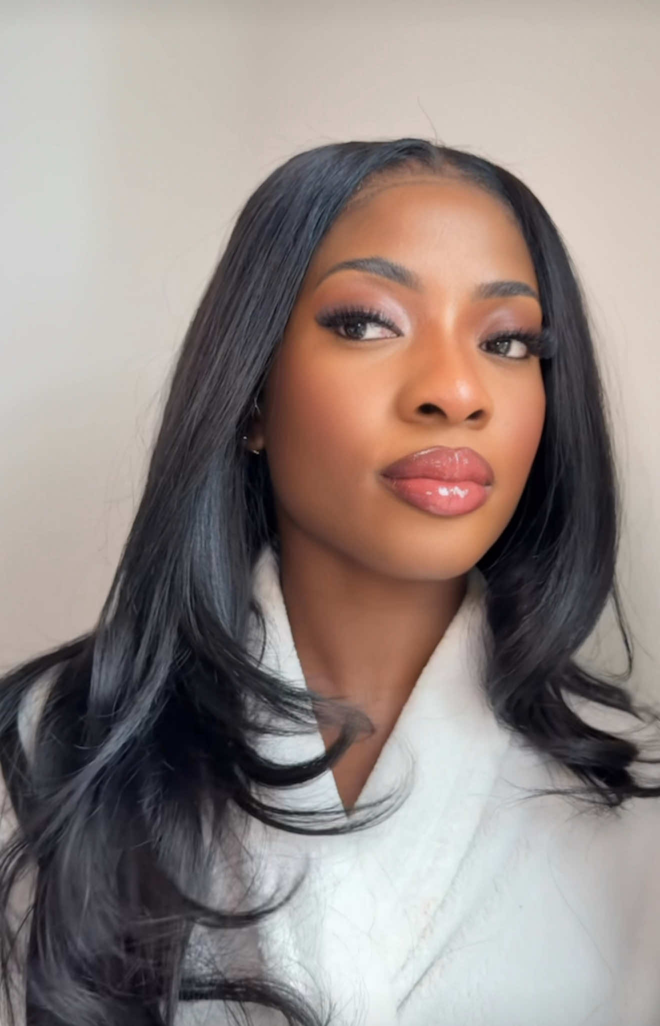 I’m absolutely in love with The Multiple by @NARS Cosmetics . Eyeshadow, blusher & lipstick in one 🥰. I’m currently using the shade SINFUL. If you would like 15% off please comment ‘CODE’ below and I’ll send you a unique code straight to your DM 💖  #narsfriendswithbenefits #makeuphacks #makeup #fyp #narsthemultiple 