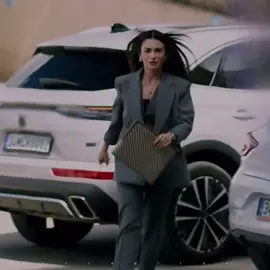 ben ve iki farklı kişiliğim… #özgeyağız #fy #gözlerikaradeniz #keşfet #turkishseries 