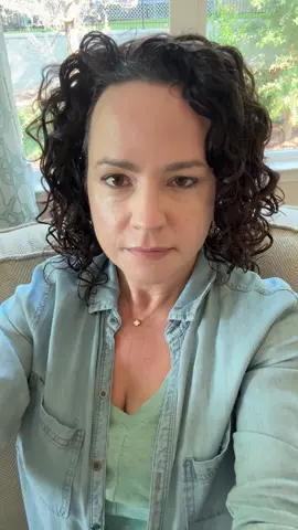 Real estate moves faster (and better) when we work together. We are all adults here, and we know that the best results don’t come from turf wars. They come from clear communication, aligned goals, and putting the client first. When agents, lenders, and everyone else on the deal show up as a team, the client wins (and so do we). It's time to stop competing for credit and start collaborating for results. 😉 #RealEstateTeamwork #ClientFirstAlways #HomeBuyingJourney #ClientWinsMatter