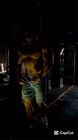 #مشاهدات #fypシ゚ #lion #tiktok #💪💪💪💪 #gym #fit #transformation 