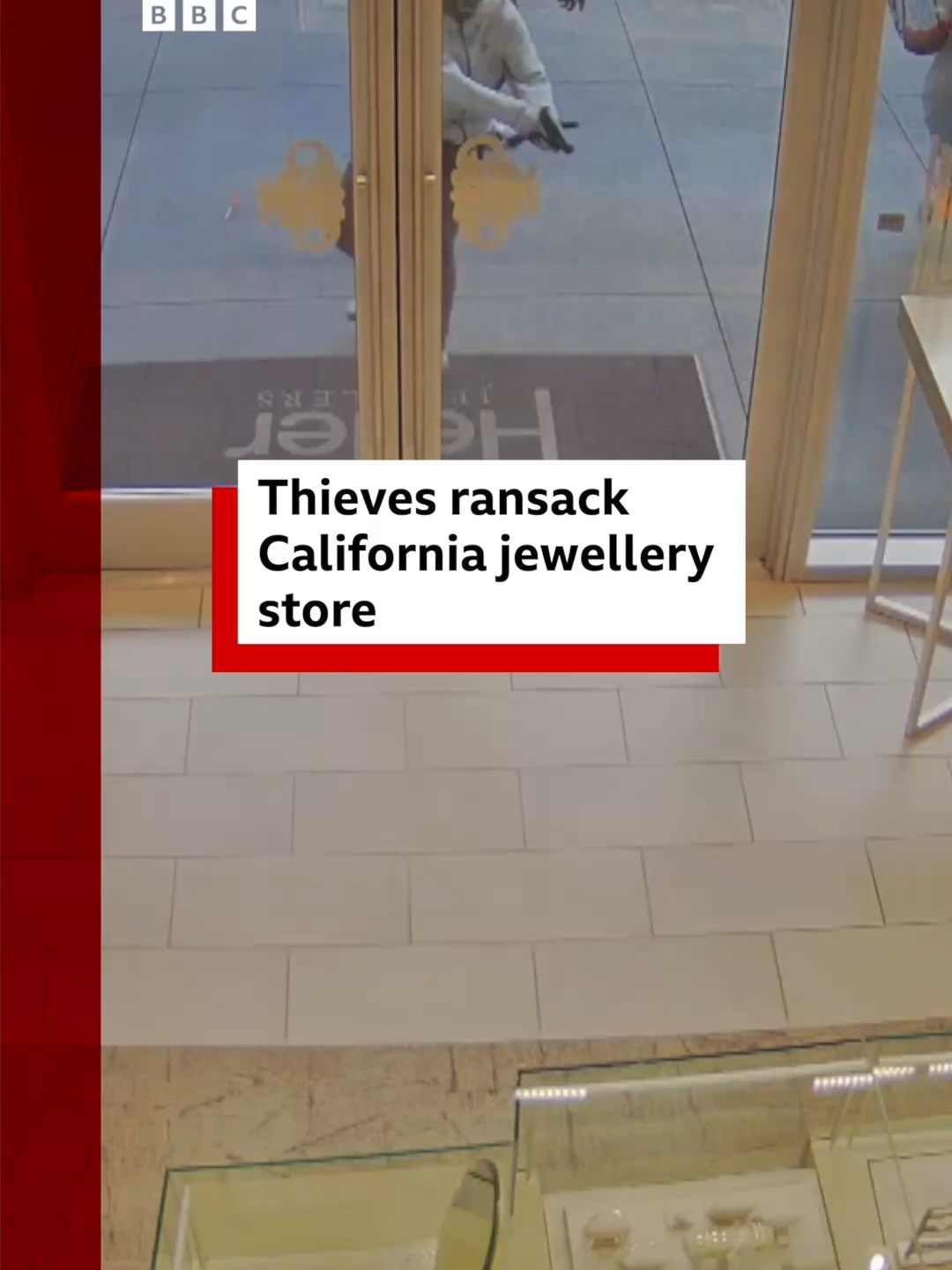 Close to $1 million worth of merchandise was stolen during the armed robbery, according to the San Ramon Police Department. #California #Jewellery #USNews #BBCNews