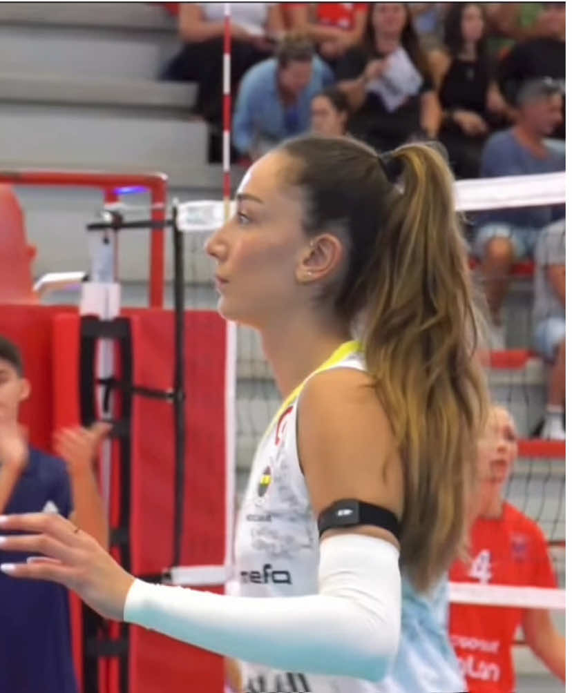 fenerbahçene hoşgeldin deriz ki  #handebaladin #voleybol #volleyball #volleyballworld #fbvoleybol 