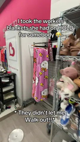 She caught me!😭💔 #hellokittylover #trending #viral #shopwithme 