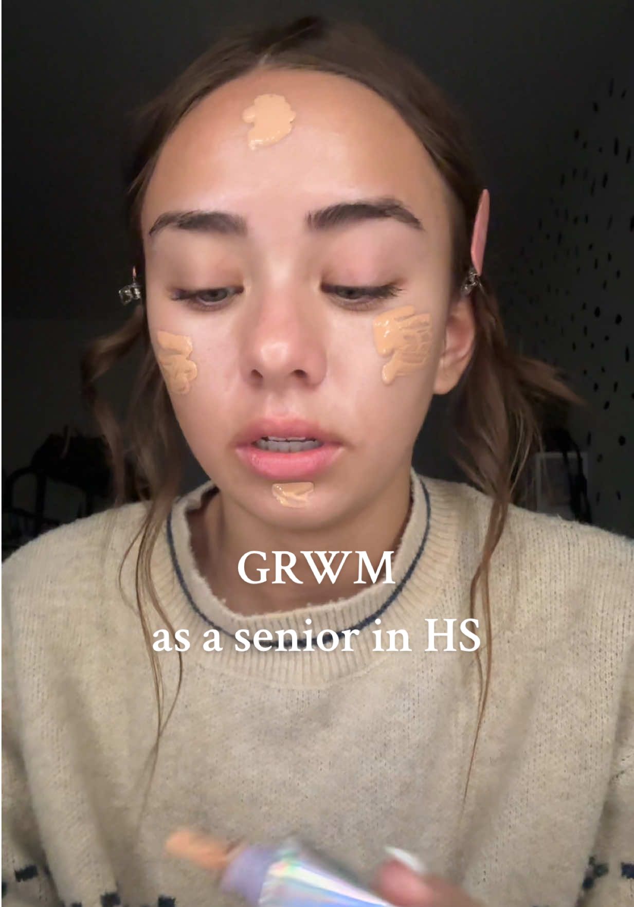 GRWM for school as a senior in HS - got some news to share about my stomach appointment last week and finishing off strong for hoco week. @Hot Tools Pro & @TRESemmé for my hair :) @Naked Sundays for skin tint - @Saie for blush my favorite!! @makeupbymario & @Pound Cake for my favorite lip combo!  #grwm #getreadywithme #makeuptutorial #chatwithme #fyp 