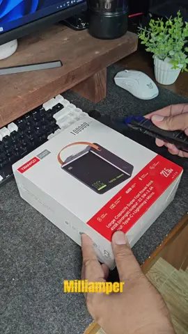 100,000 powerbank #tranyoo #powerbank #100000mah #highcapacity #emergencylight 