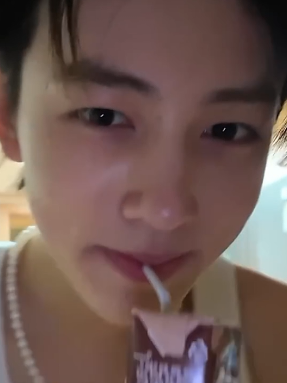 bareface seonghyeon is everything #seonghyeon #cortis 