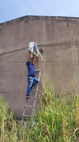 tá fraquinho 🧑🏽‍🔧🧑🏽‍🔧 ... ... #refrigeracao #instalacao 