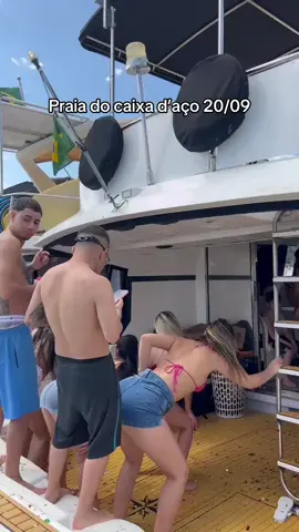 Bora garantir sua lancha para esse fim de ano 🌊🛥️ . . . . . #fyyyyyyyyyyyyyyyy #foryou 