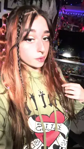 Dont kiss and tell💋 #fypシ #trend #transition 