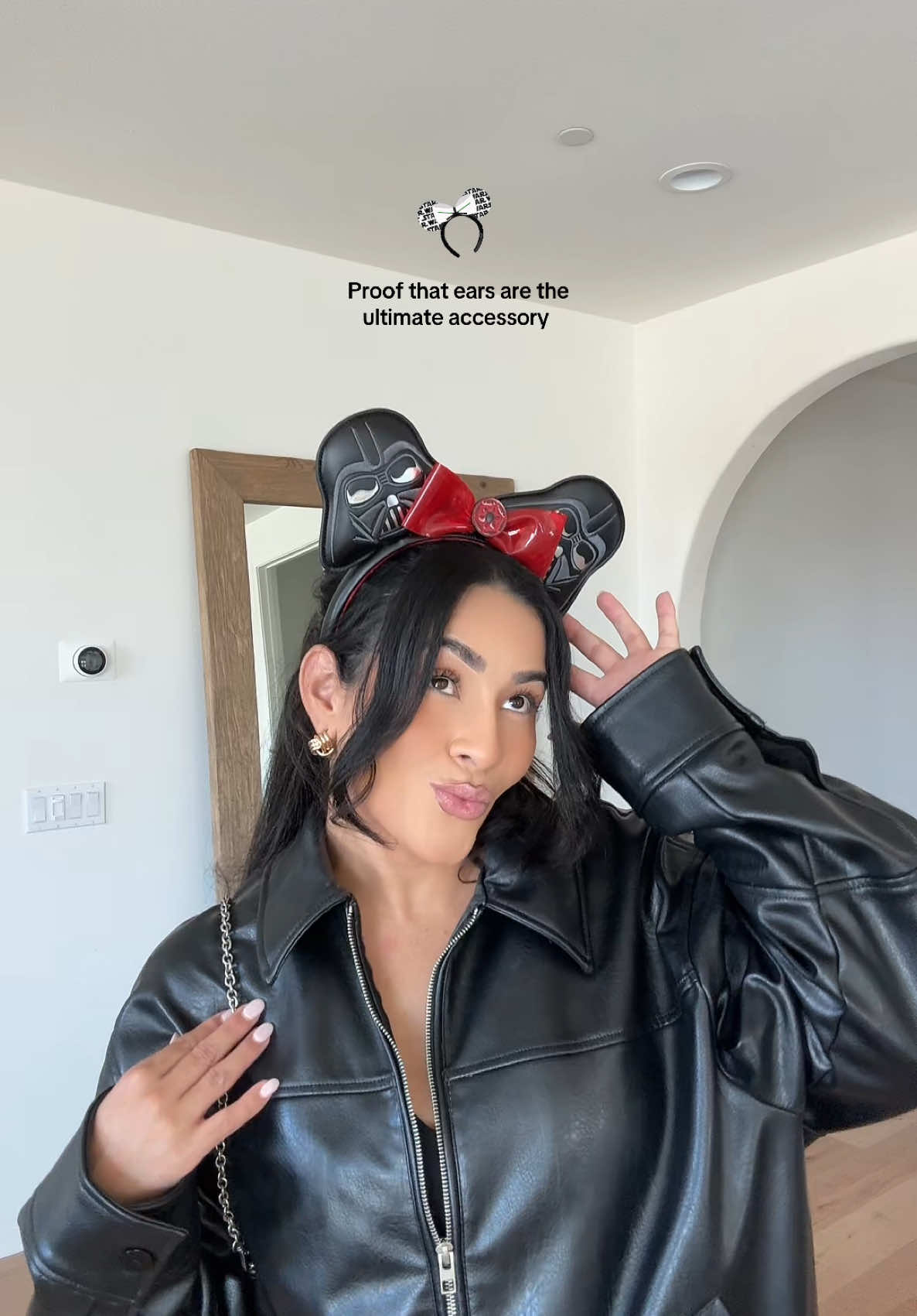 Disney bound — 1st pick the ears , 2nd plan the outfit 🖤 @Disney @Disney Style #disney #starwars #disneyoutfit #disneystyle #disneystarwars #starwarsfan #mickeyears #disneylover #foryoupage 