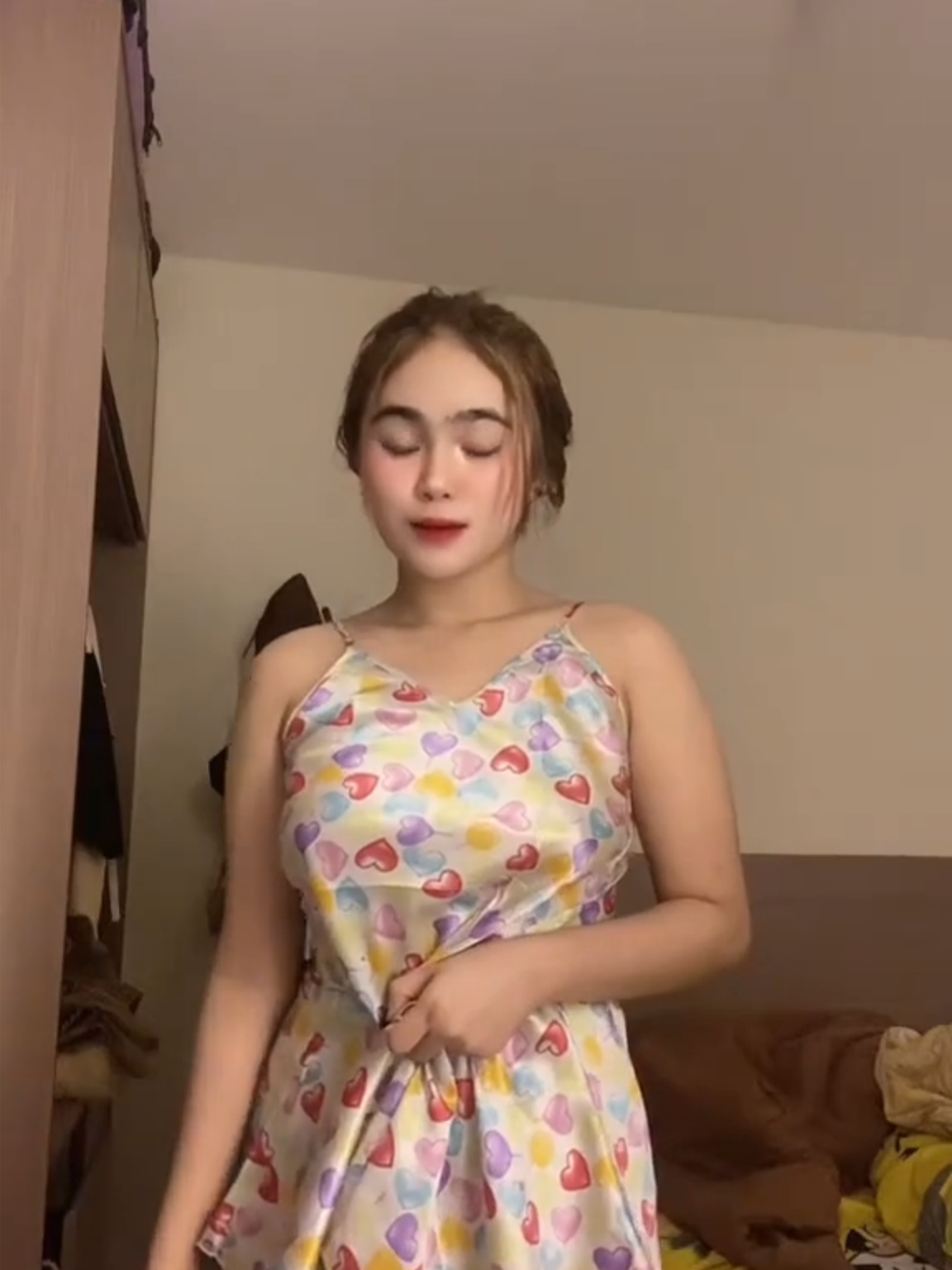 Daster bunga emang tiada lawan 🔥 #fypシ゚viral #masukberandafyp #fypage #cantik #foryou #foryoupage #goyanggemoy #bulet #pulen #goviral #tiktok #jogetviral #soundviral #dasterviral #4u #4you #berandatiktok #tiktok #dasterbohai #dasterjagogoyang #cantikdaster #fypdong #fyppppppppppppppppppppppp #masukberanda #masukberandafyp #penikmatsenja #4you #4uu #cewekcantik #cewekidaman #cewekjawa #cewekpekanbaru #cewekbatam #cewekdayak #ceweksunda