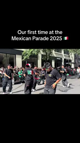 Delaluz boys at the Mexican parade 2025 🇲🇽! #mexicanparadenyc #vivamexico #nyc #bailes #trend 