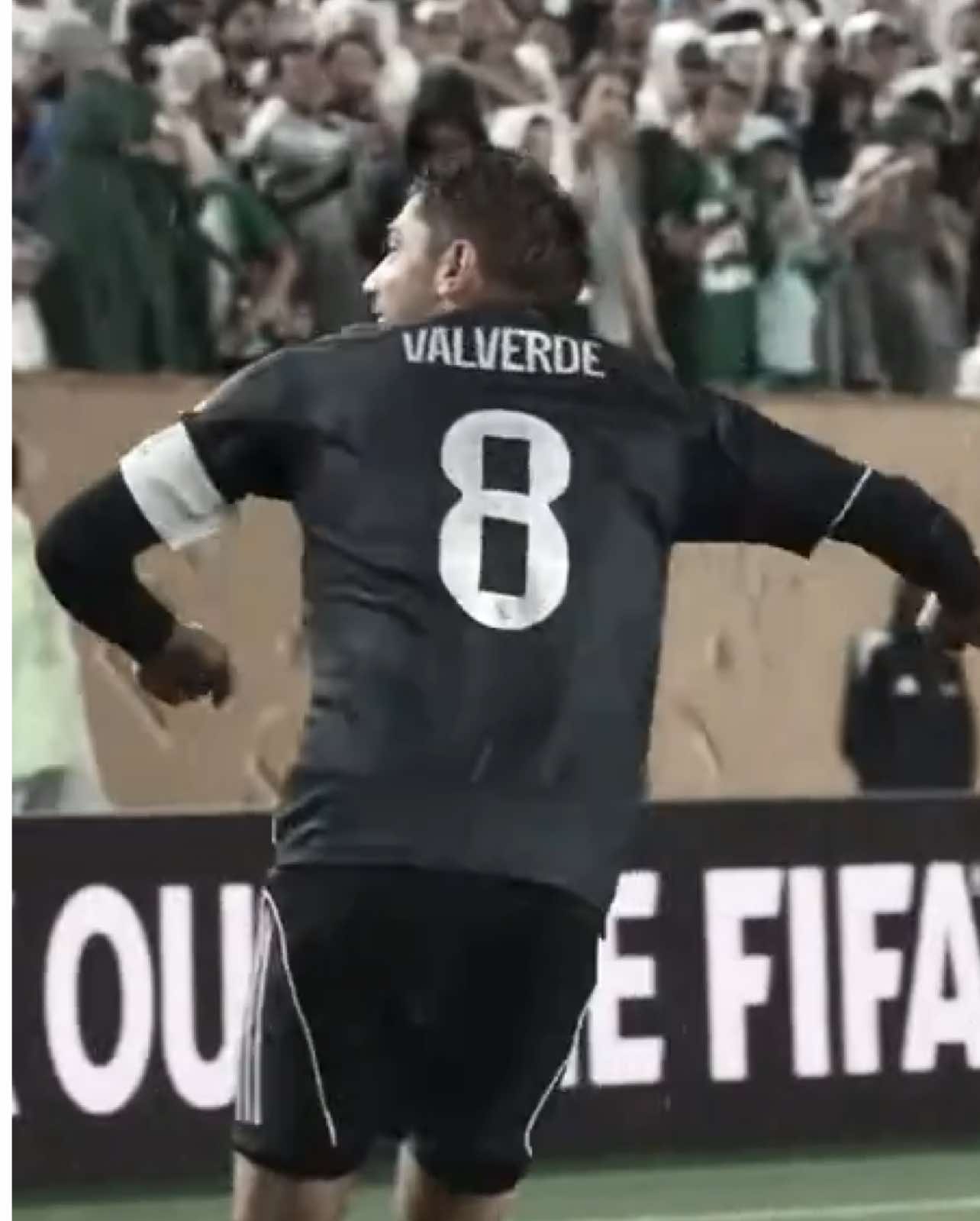 كم هي جميله الحياه بوجود مدريد الونسو❤️ #realmadrid 