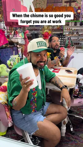 We’ve all been way to into the chisme, right?  #chismetime #chisme #karolinasantiques #sanantonio #SmallBusiness  @The_huntysaurus @🍋 El Limón by Ant 🍋 @Siempre 💖 San Antonio 