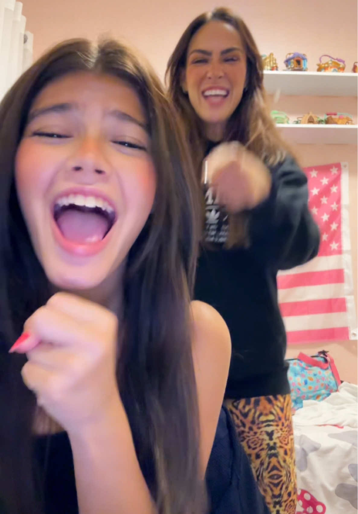 #maeefilha #garotaskiridas 