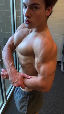 Metamorphosis #GymTok #gym #aesthetic 