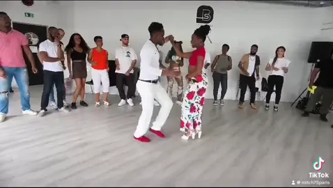 MEN GOUYAD AY MEN GOUYAD WOUCHHHHH !! VENEZ APPRENDRE LE KONPA AVEC NOUS MITCH & @Jodance passion  !! #konpa #haiti #paris #france🇫🇷 #parisdanse !🇭🇹🇫🇷🔈🎶