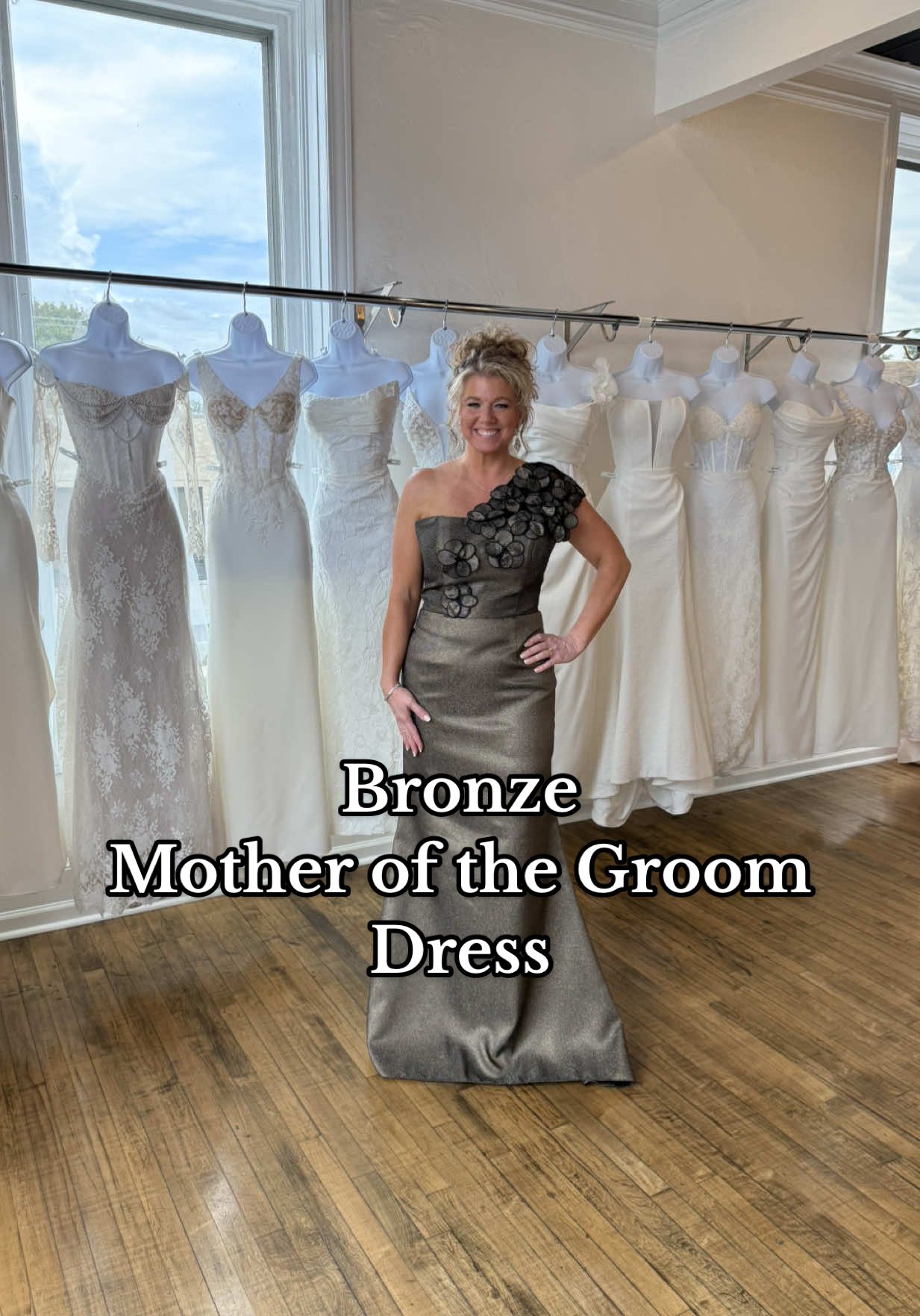 All the other dresses have issues because this one is just perfect, right? #motherofthebride #motherofthebridedress #motherofthegroom #motherofthegroomdress #motherofthebridedresses 