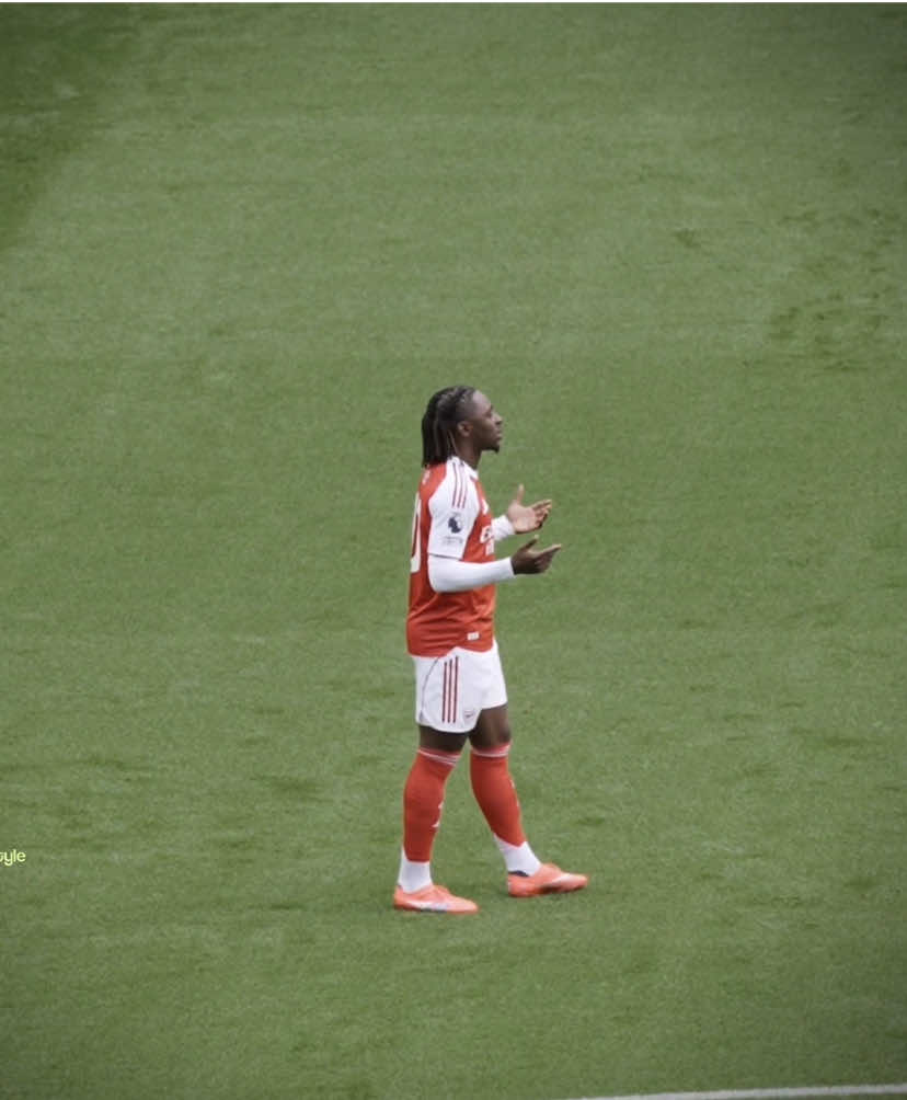 ebz has arrived in style #foryou #fyp #arsenal #eze #viral