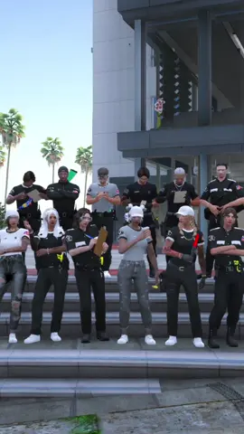 pov : on a mis 2h 🤓🎀 #redside #gtarp #fivem #lspd #barbiegirl  Rejoins nous sur @RedSide 🚀