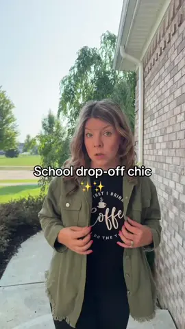 From school runs to coffee dates, this oversized denim jacket is the mom uniform upgrade you’ve been waiting for. Effortless style, endless comfort – perfect for every moment of your busy day 💙👩‍👧‍👦 @Zeagoo  #MomLifeStyle #OOTDInspo #DenimOnRepeat #EverydayStyle #EffortlessChic