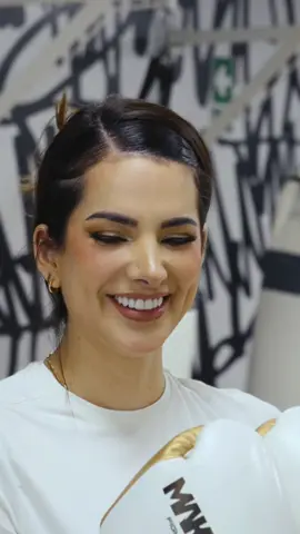 Entrenaba🥊 con mi mejor Amigo y pasó esto🍳🥰… (Broma a @Suheyn Cipriani en @FIGHTLAB PERU) #miradas #amoraprimeravista #renzoventura 