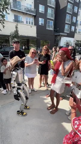 Don't get too close to rizzbot #robot