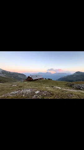 another nice refuge #mountain #alpes #fyp #viral #refuge 