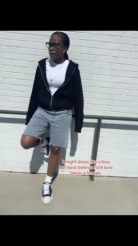 tuhhh.. won’t say too much. #fentysuperbrandday #wlw #LanguageLearning #viralvideo #alaunaajenaa 